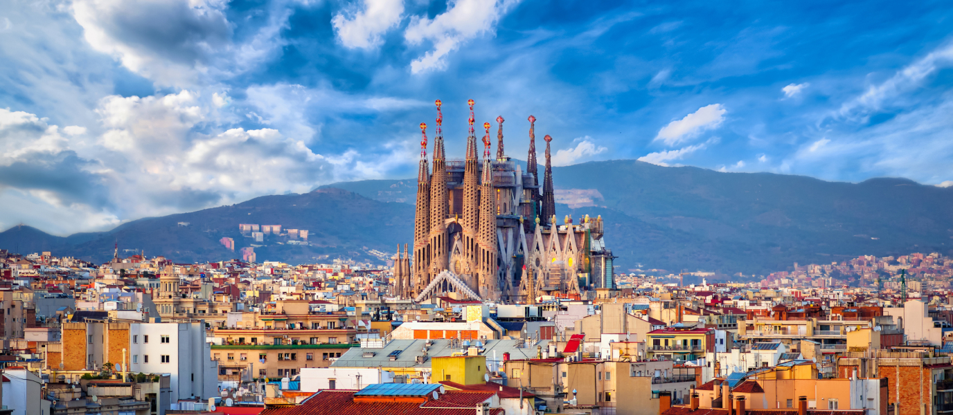 Exploring Barcelona's Cultural Scene: Must-Visit Spots